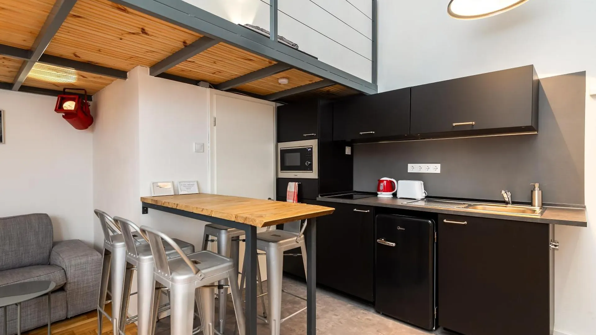 Industrial Westend Budapešť Apartmán